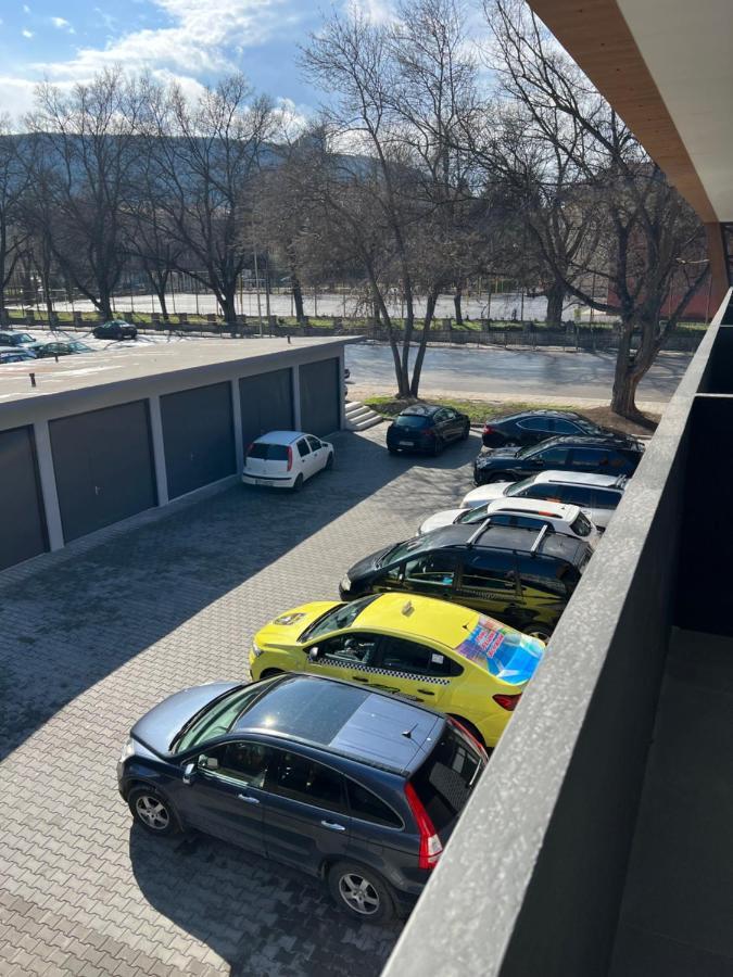 Хотел Добруджа Šumen Exteriér fotografie